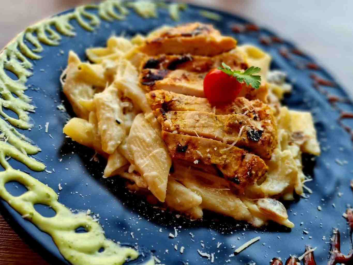 پاستا چیکن آلفردو تک نفره