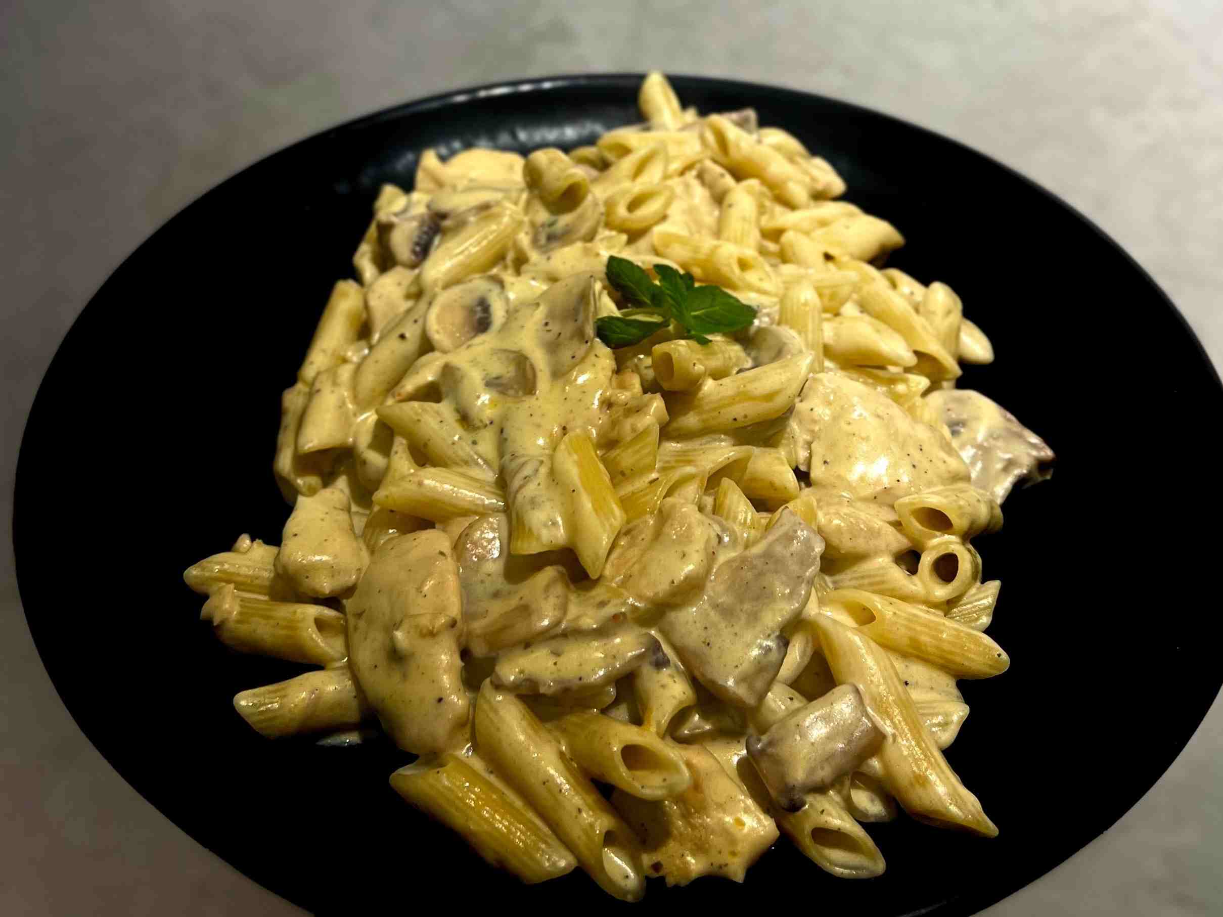 چیکن آلفردو