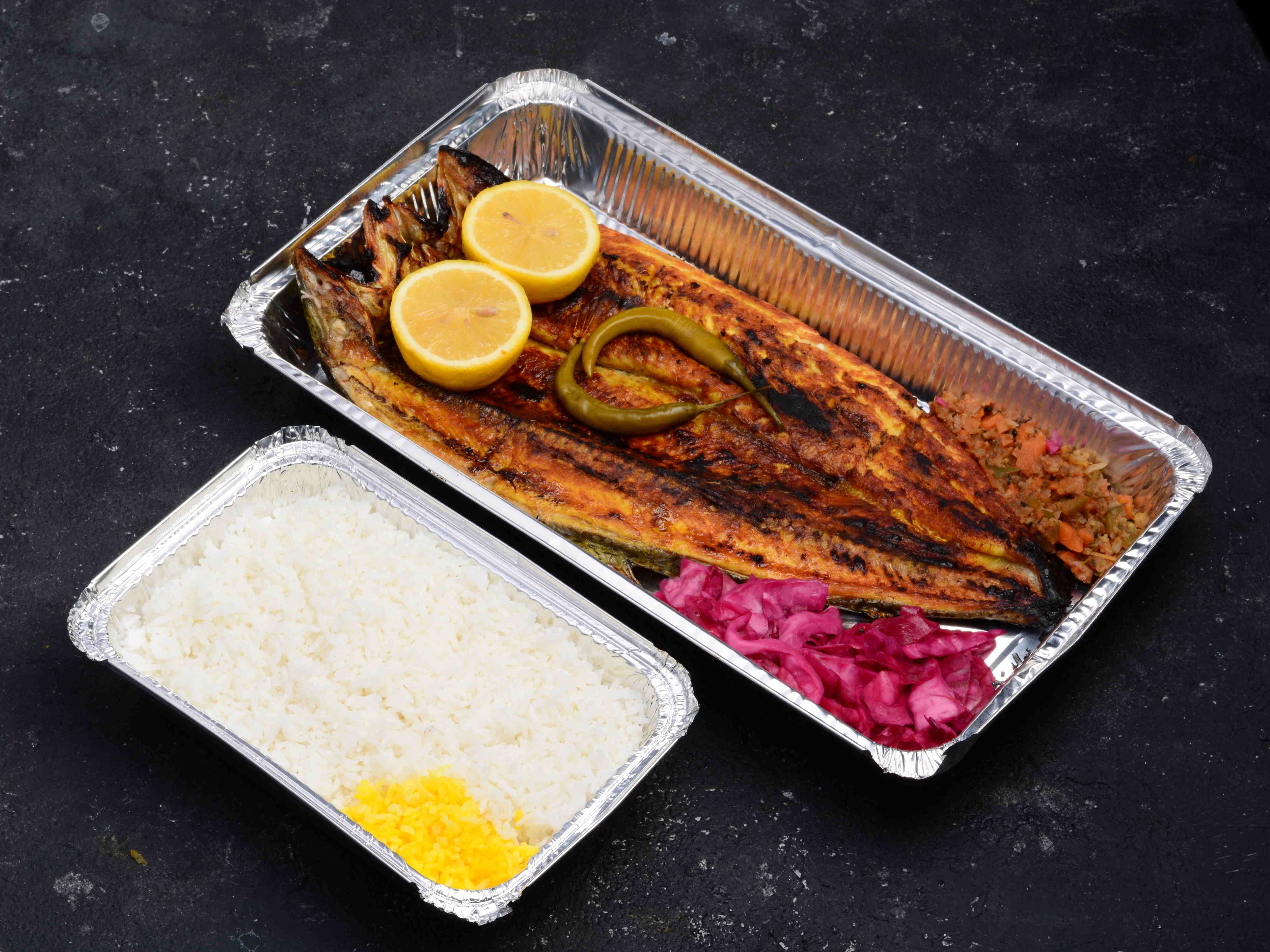 چلو ماهی کبابی