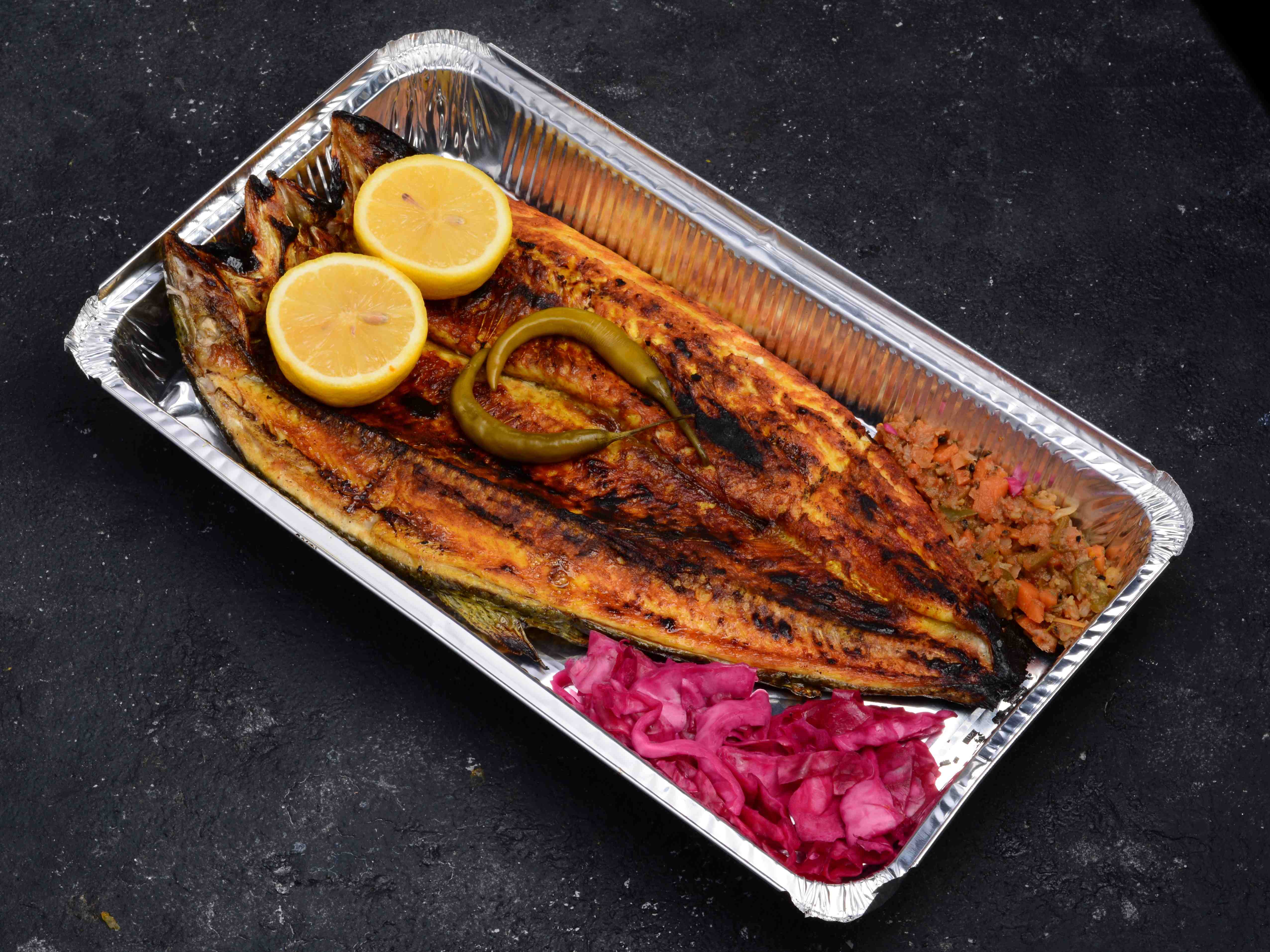 خوراک ماهی سرخ شده