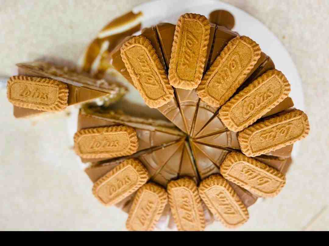 کیک لوتوس