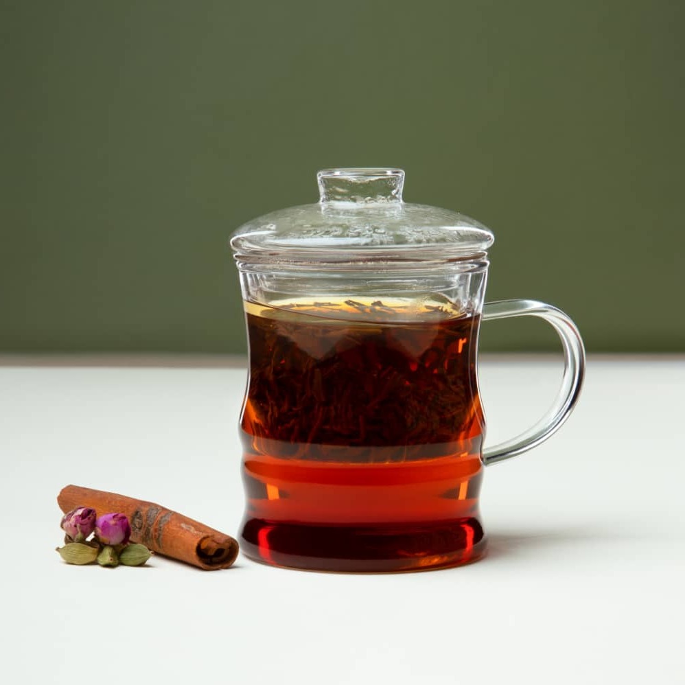چای سیاه(هل و دارچین)