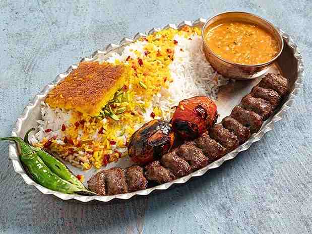 چلو کباب لقمه زعفرانی