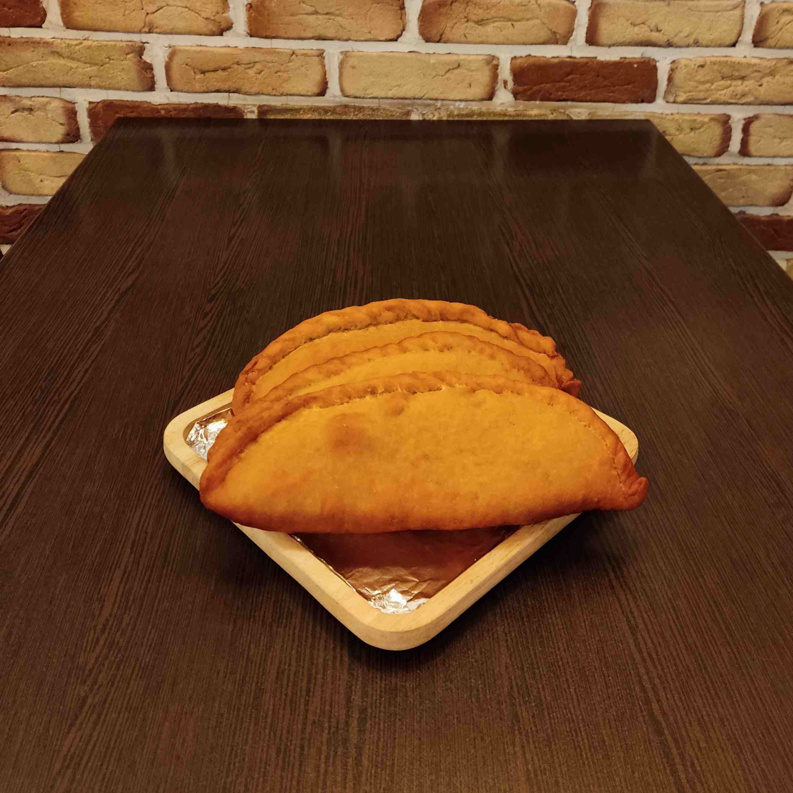 پیراشکی گوشت چرخ کرده