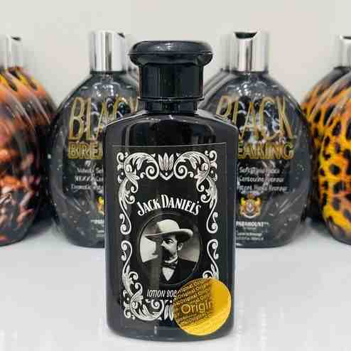 جک دنیل Jack Daniels