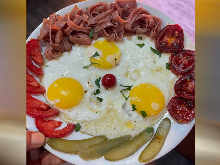 املت بیکن