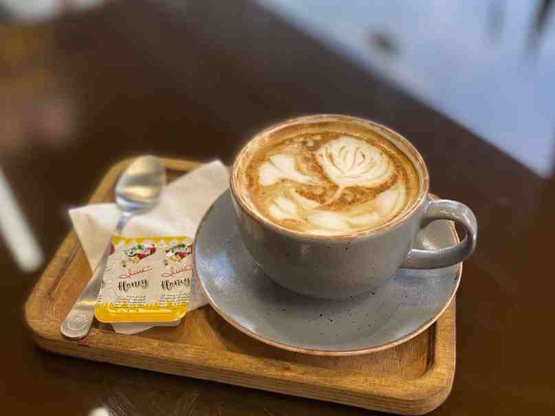 لاته زعفرونی و عسل