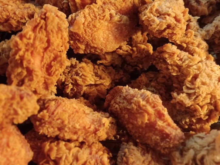 کتف و بال سوخاری ( وزن تقریبی هر عدد 40-60 گرم )