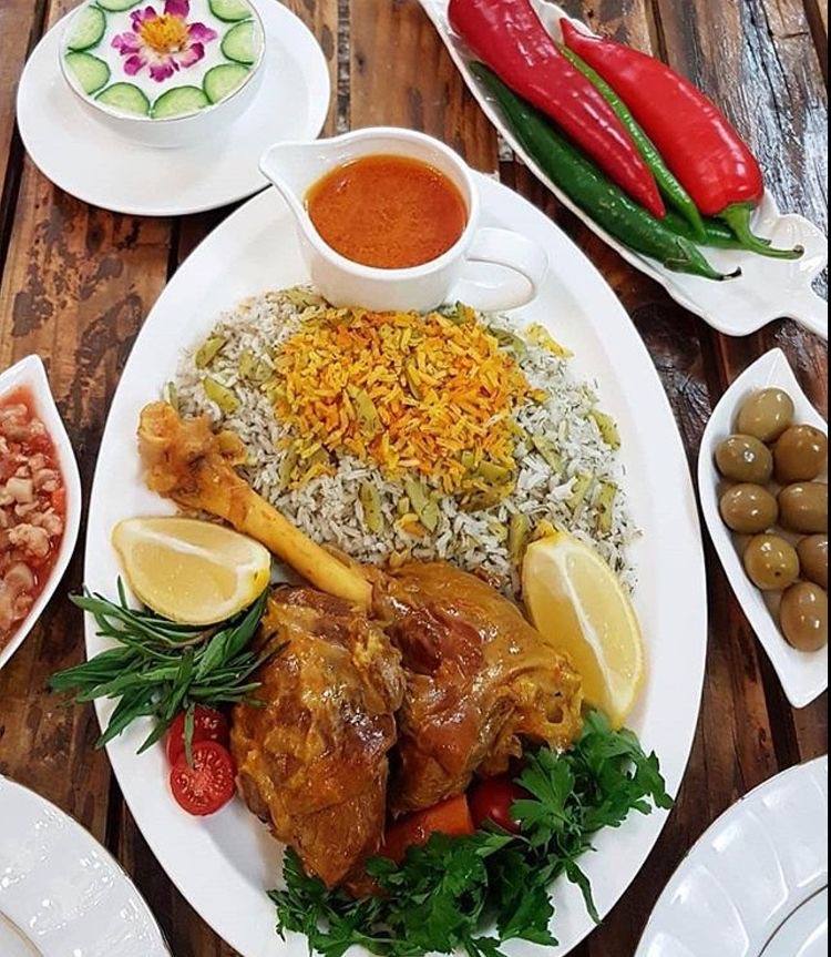 Baghali polo ba mahiche  €16