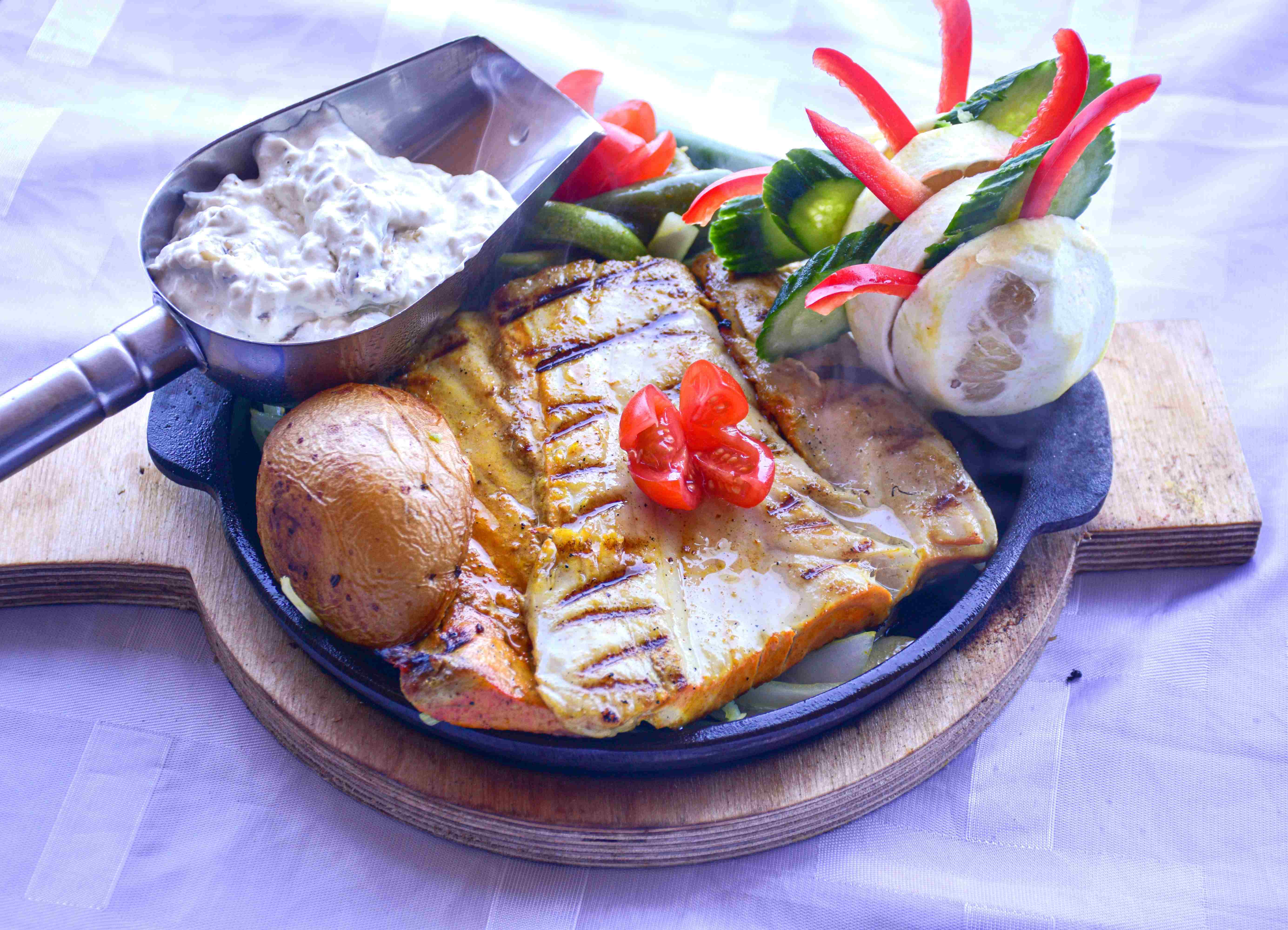 استیک ماهی ویژه اختاپوسSpecial octopus fish steak