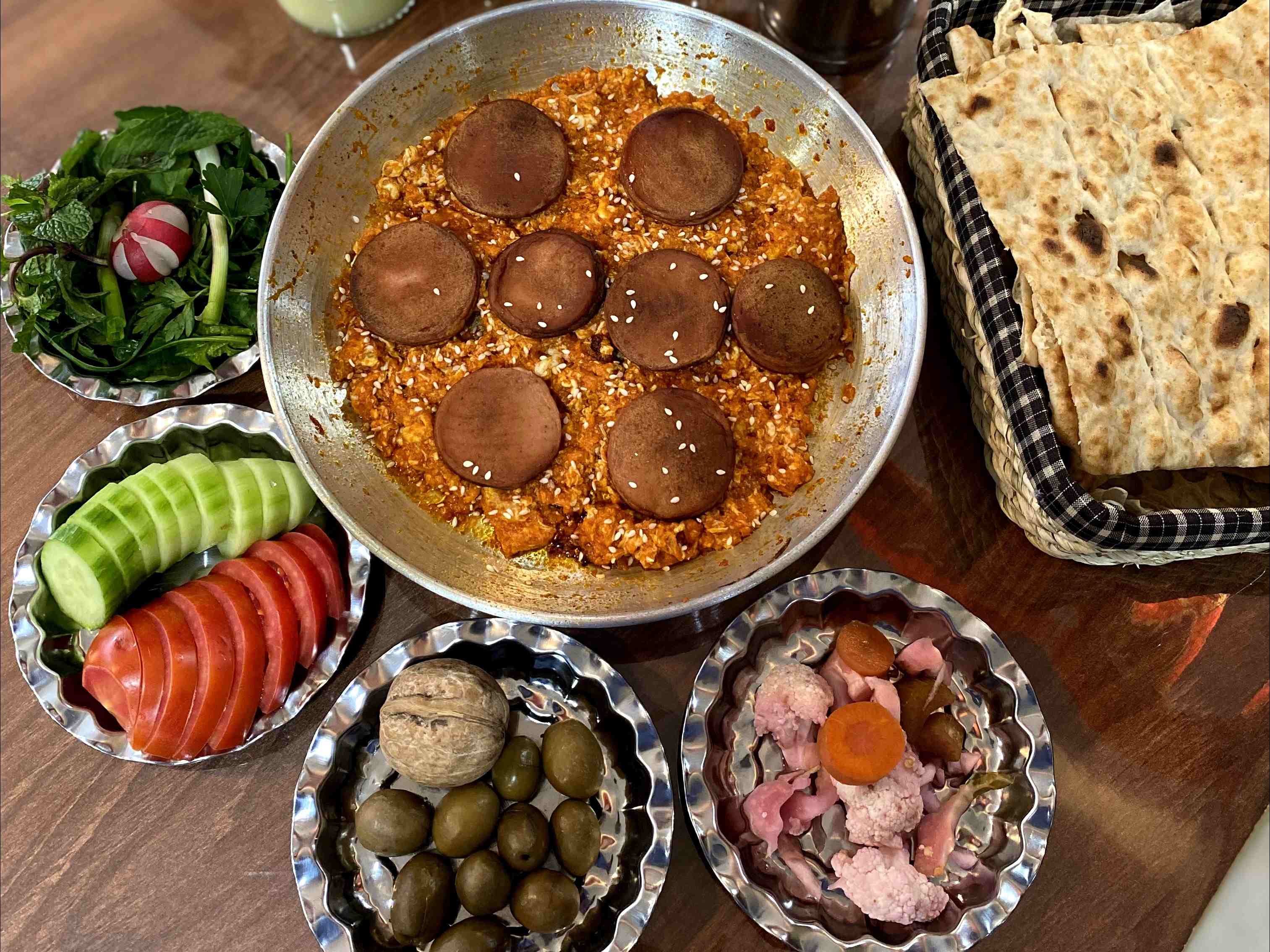 املت سوسیس