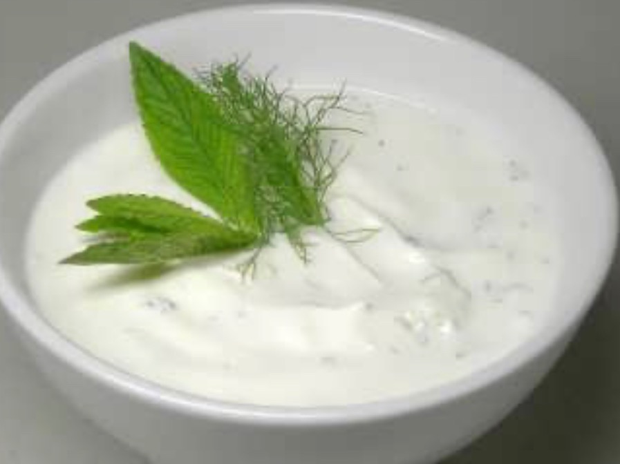 ماست چکیده ساده