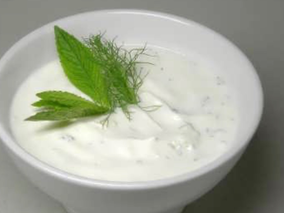 ماست چکیده موسیر