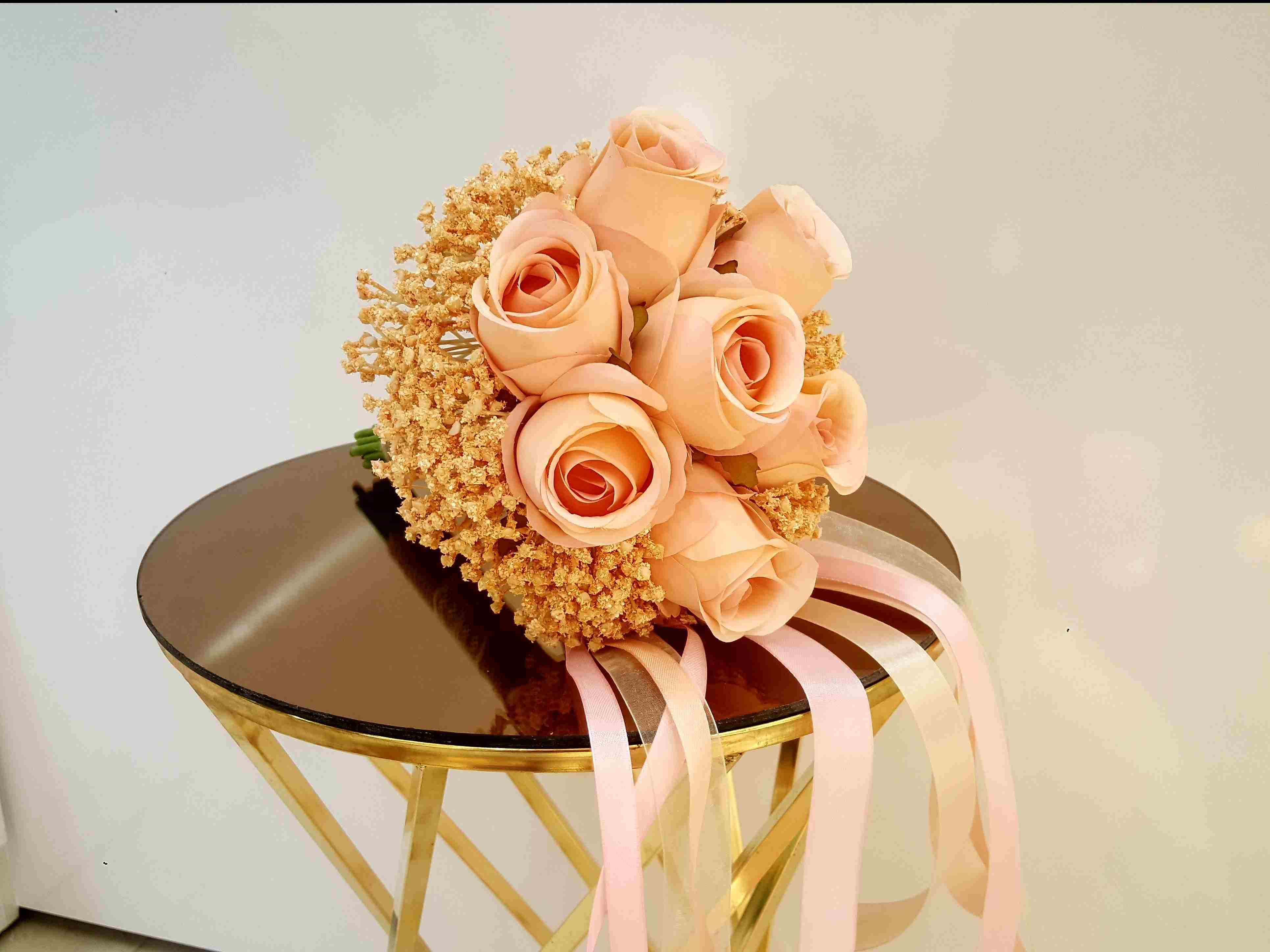 دسته گل رز باکارا گلبهی