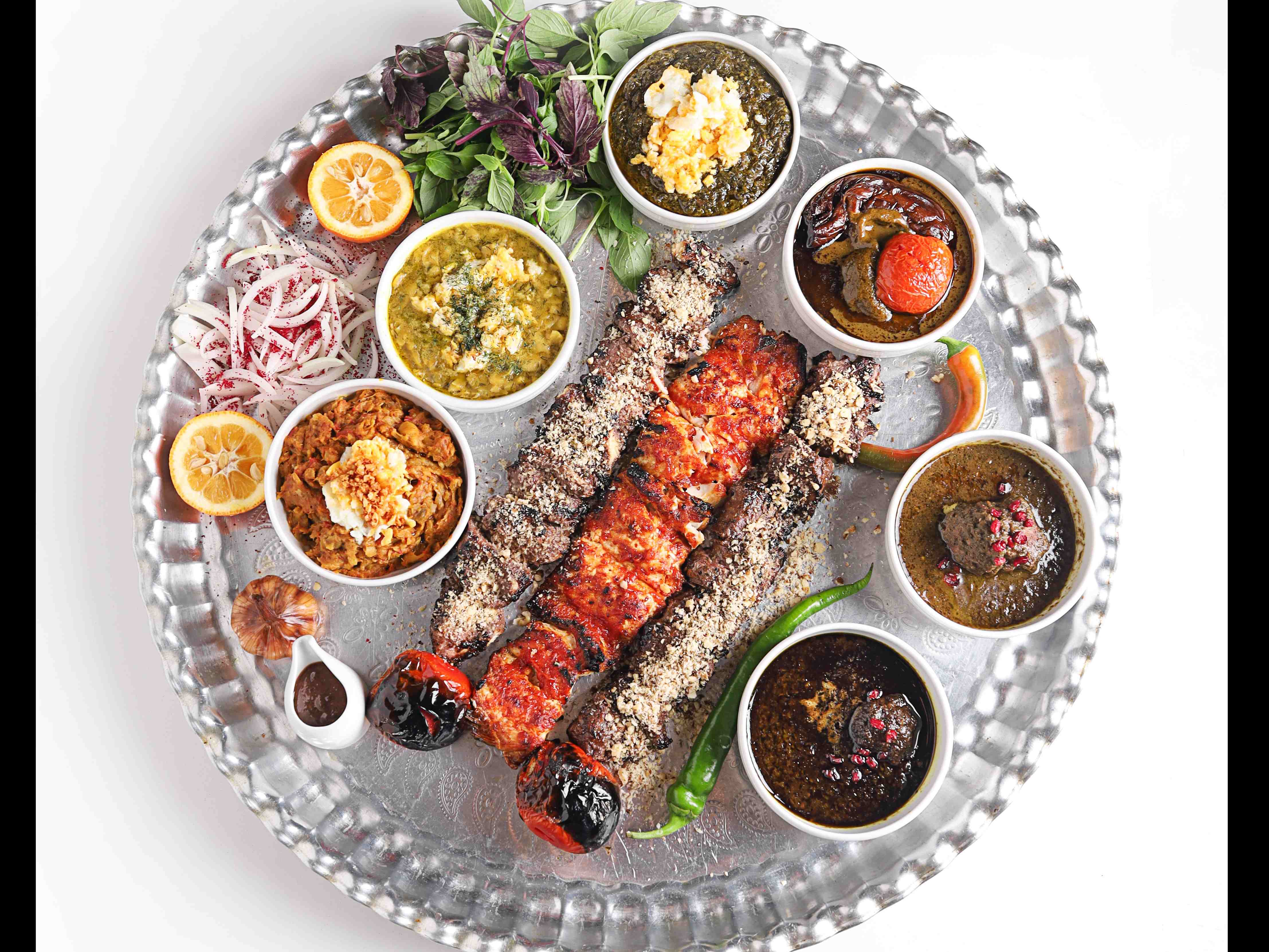 سینی مخصوص تی گیلانه
