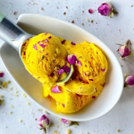 Persische Safran-Eiscreme