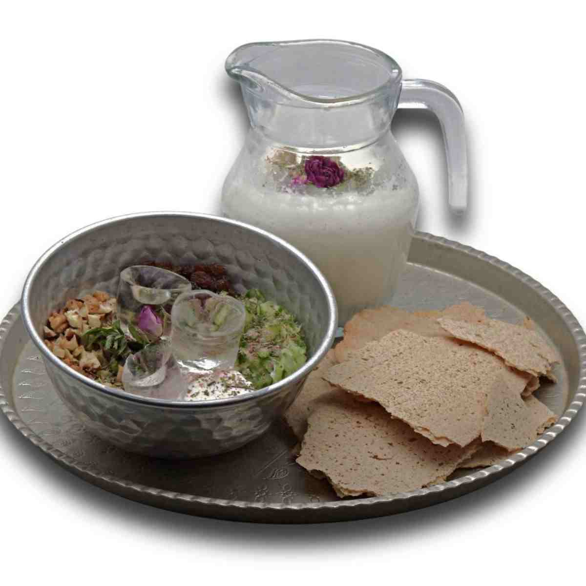 آب دوغ خیار