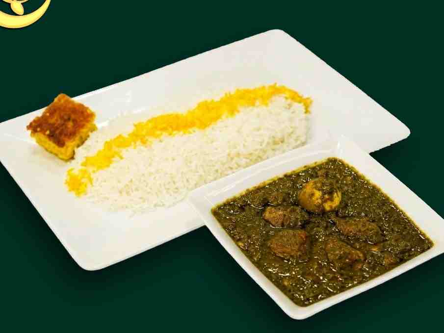 چلو خورشت قرمه سبزی