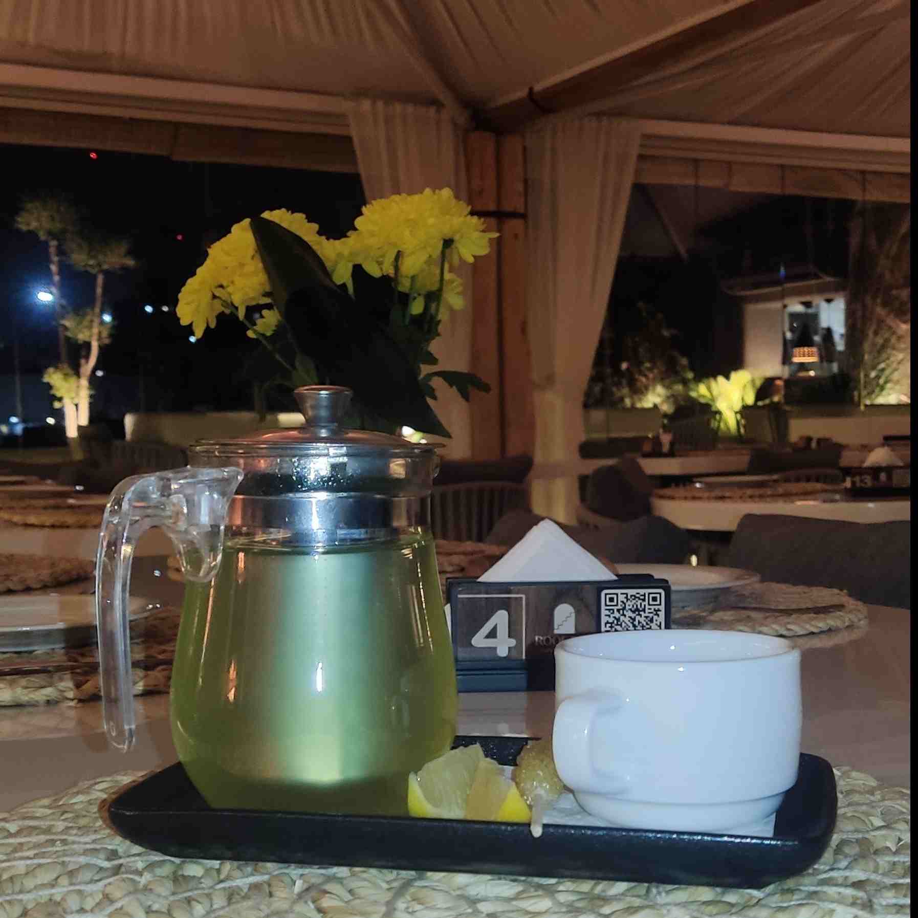چای سبز با لیمو 