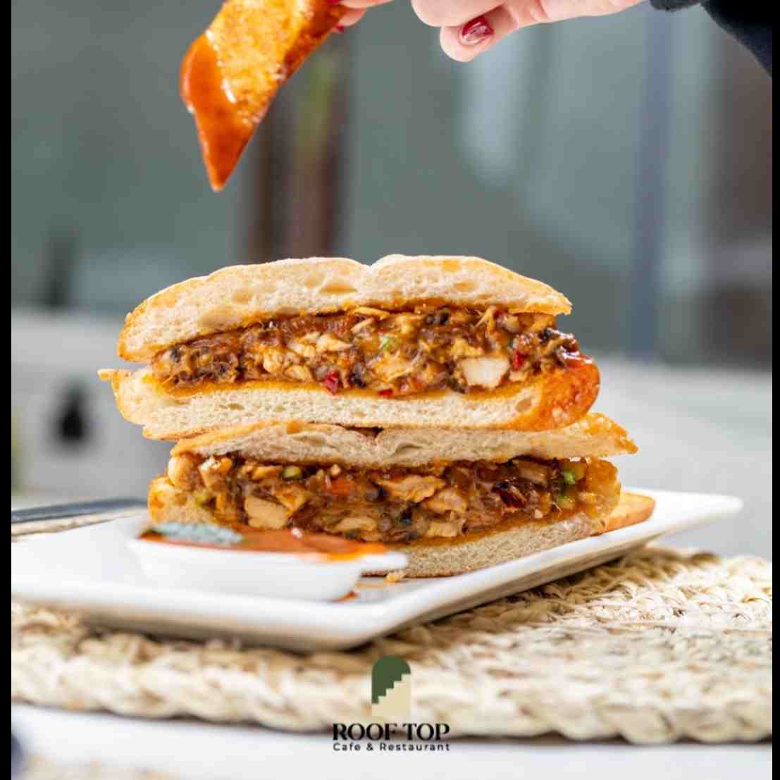 ساندویچ استیک با سس BBQ