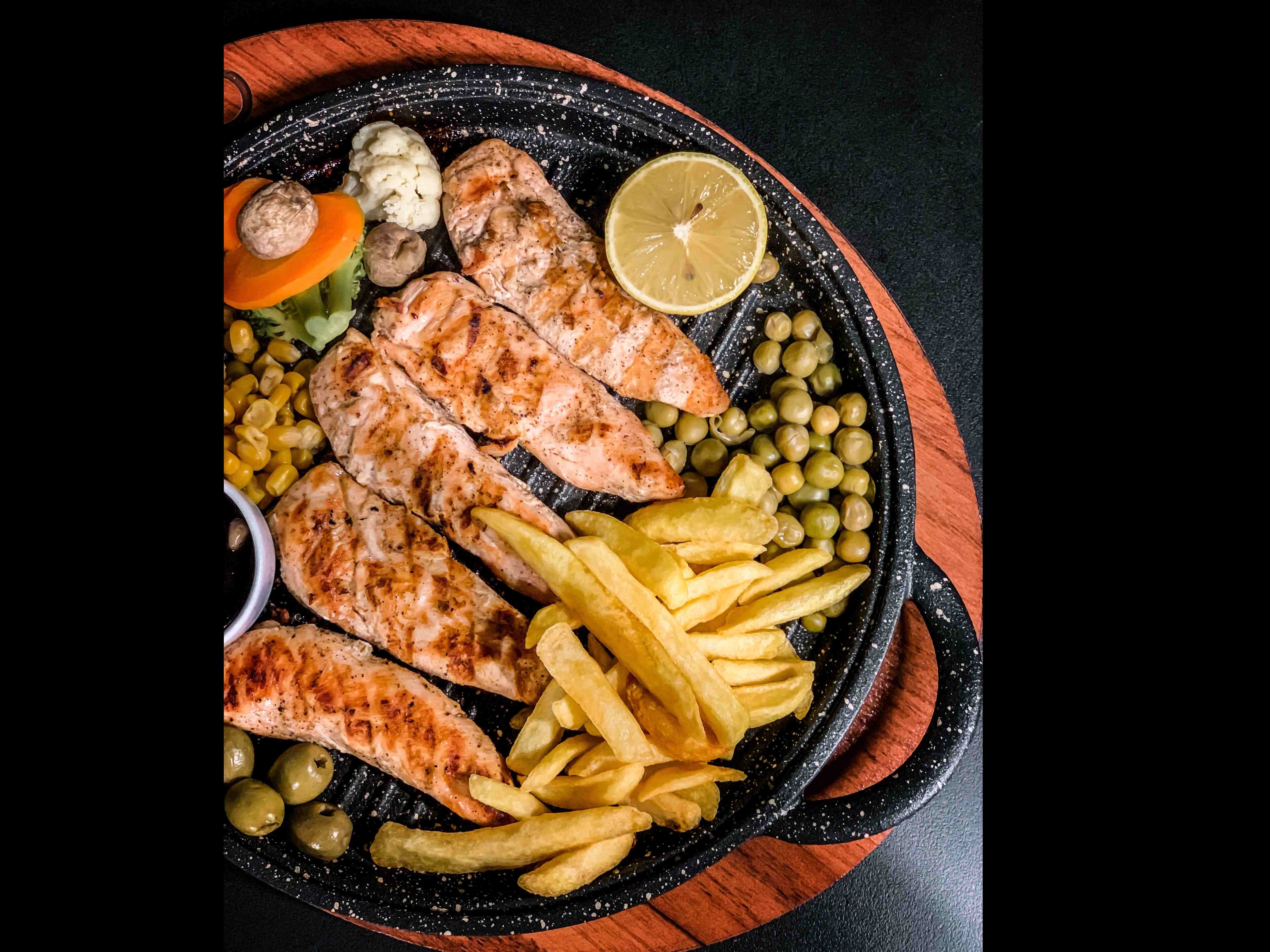 فیله مرغ پرسی گریل