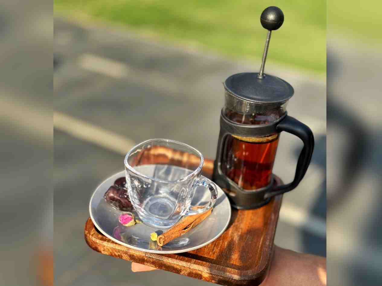 چای هل و دارچین