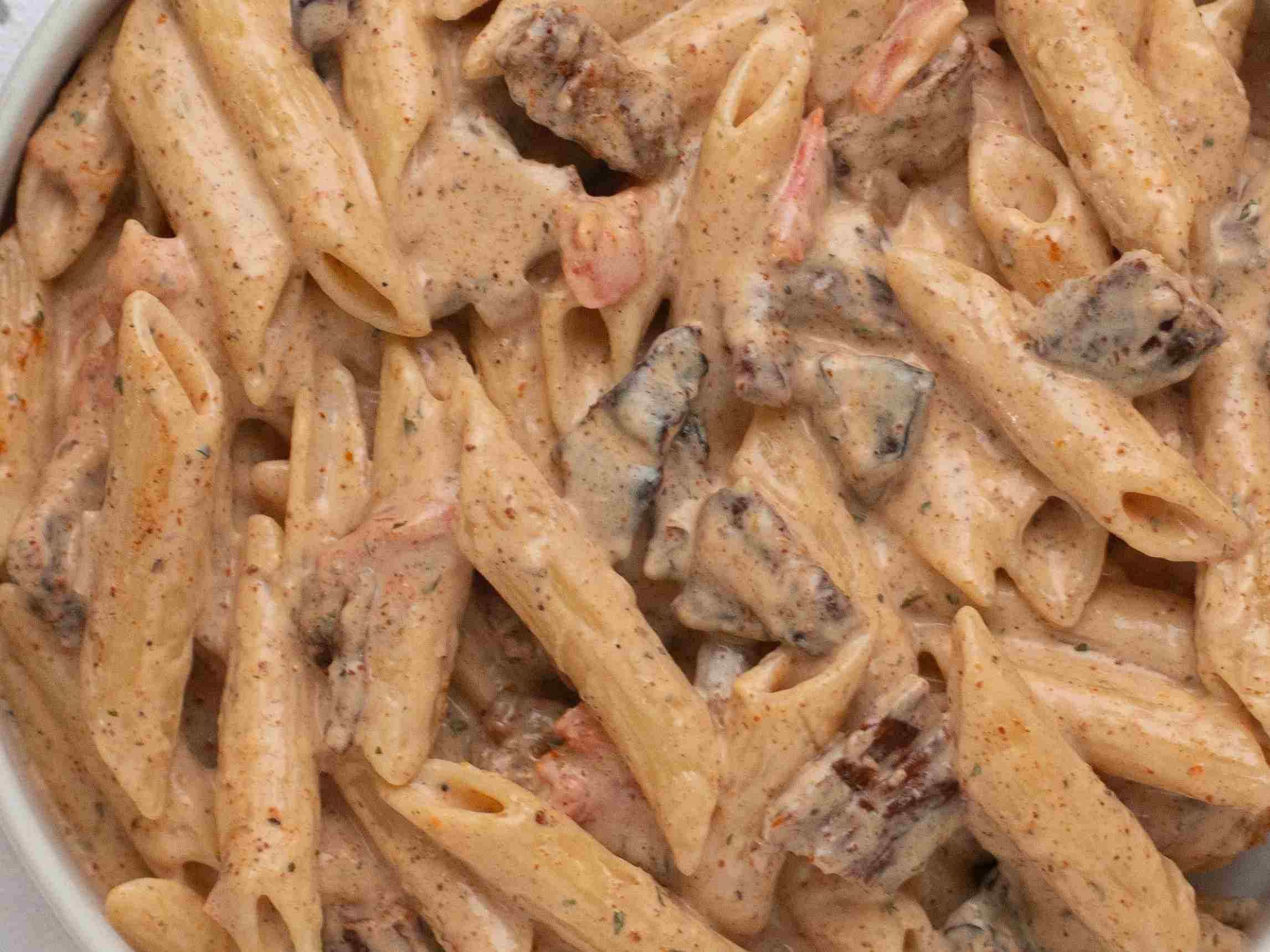 پاستا پنه پارما گوشت آلفردو
