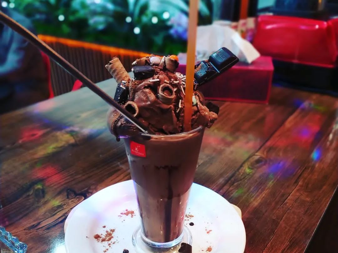 شکلات گلاسه