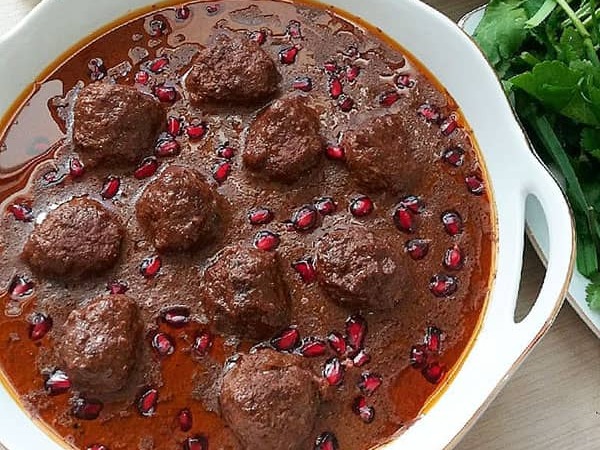 خورشت فسنجان با گوشت بره