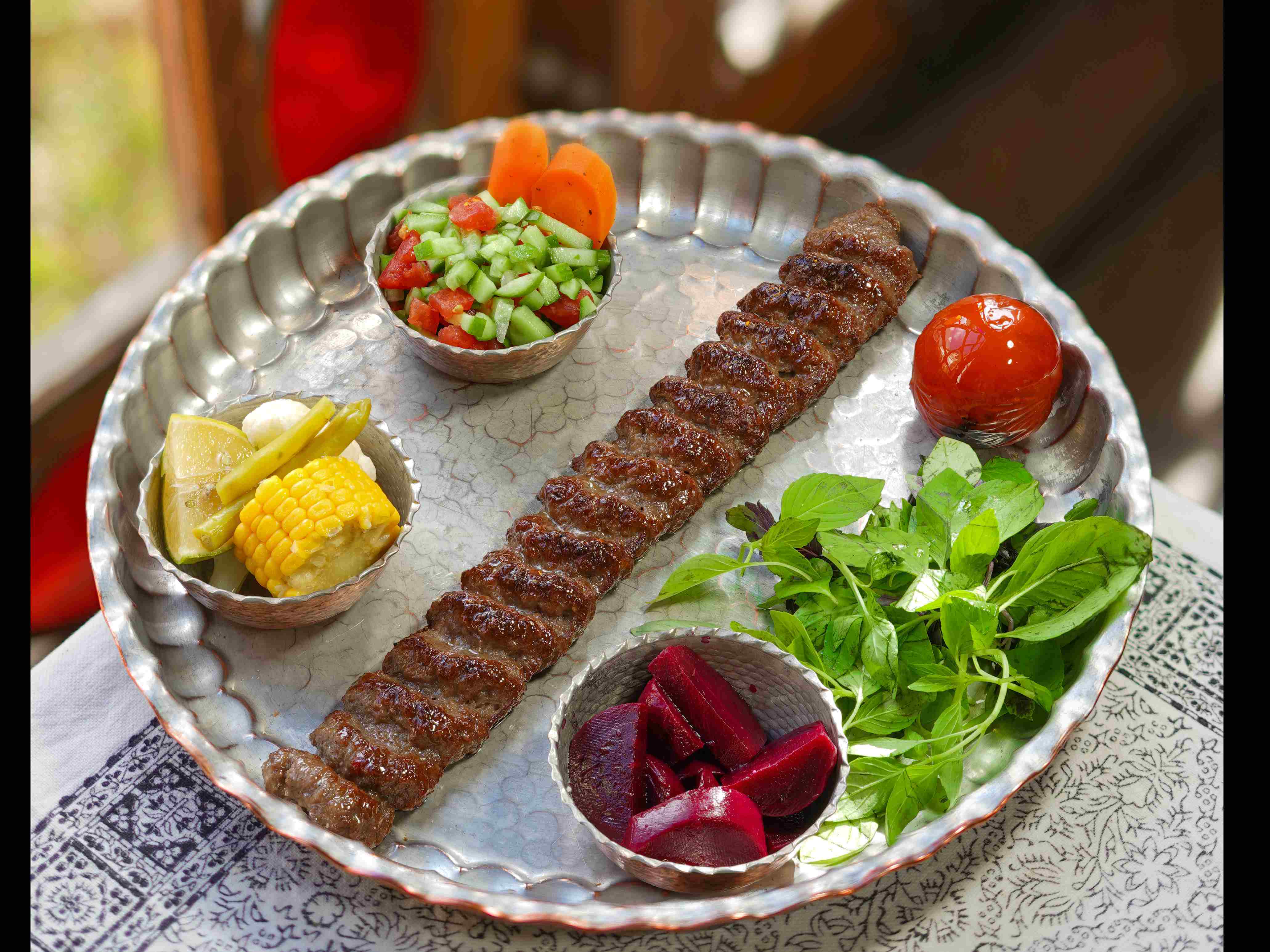 کباب لقمه قصر منشی- خوراک