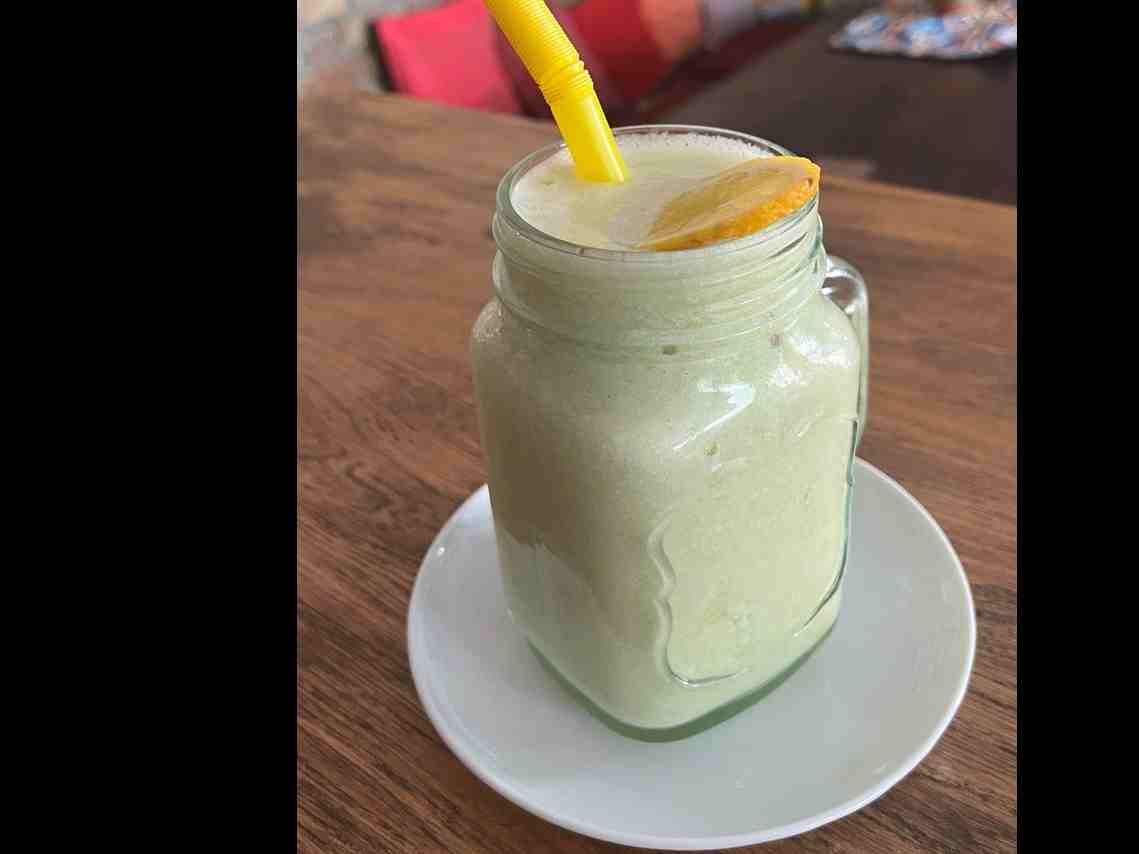 اسموتی سبز ( طالبی . لیمو و ...)