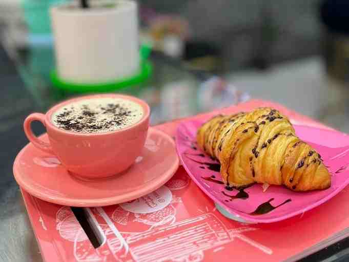 کاپوچینو شیرین