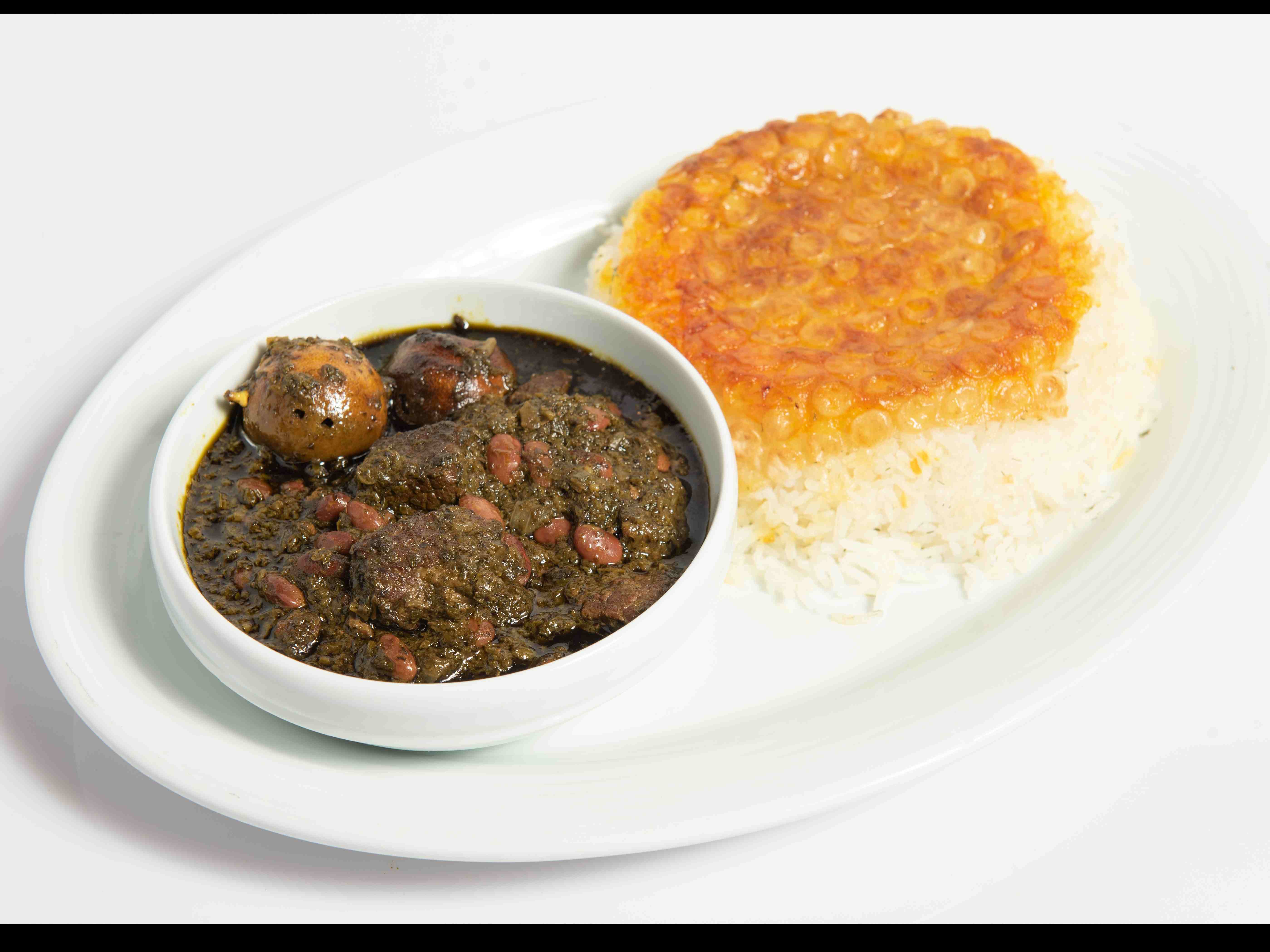 چلو خورشت قیمه و قورمه