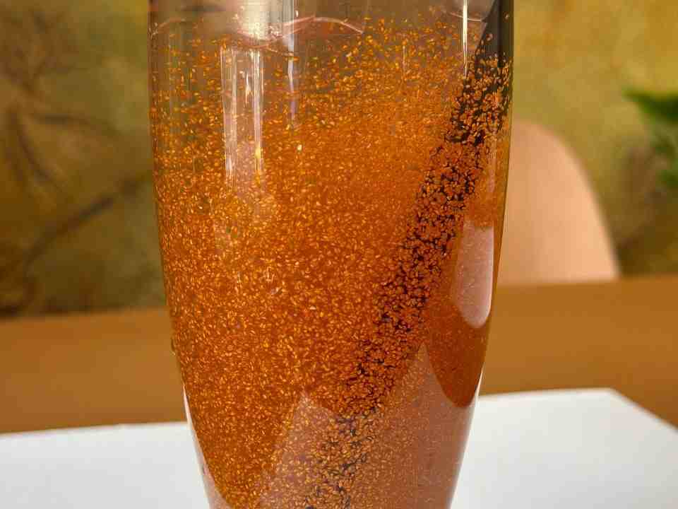 شربت بیدمشک و بهار نارنج