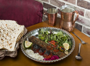 خوراک کباب ساطوری سبزیجات تند