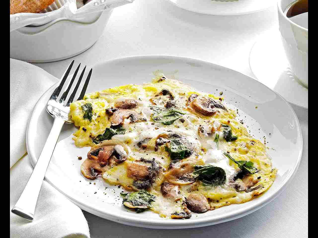 egg with mushrooms