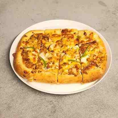 Chicken Tikka Pizza