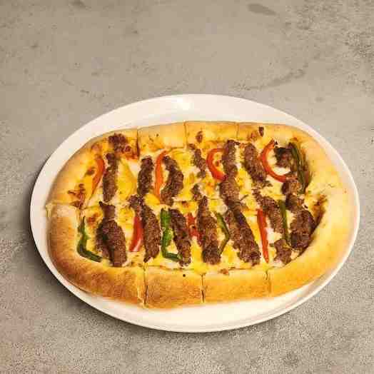 Meat master pizza