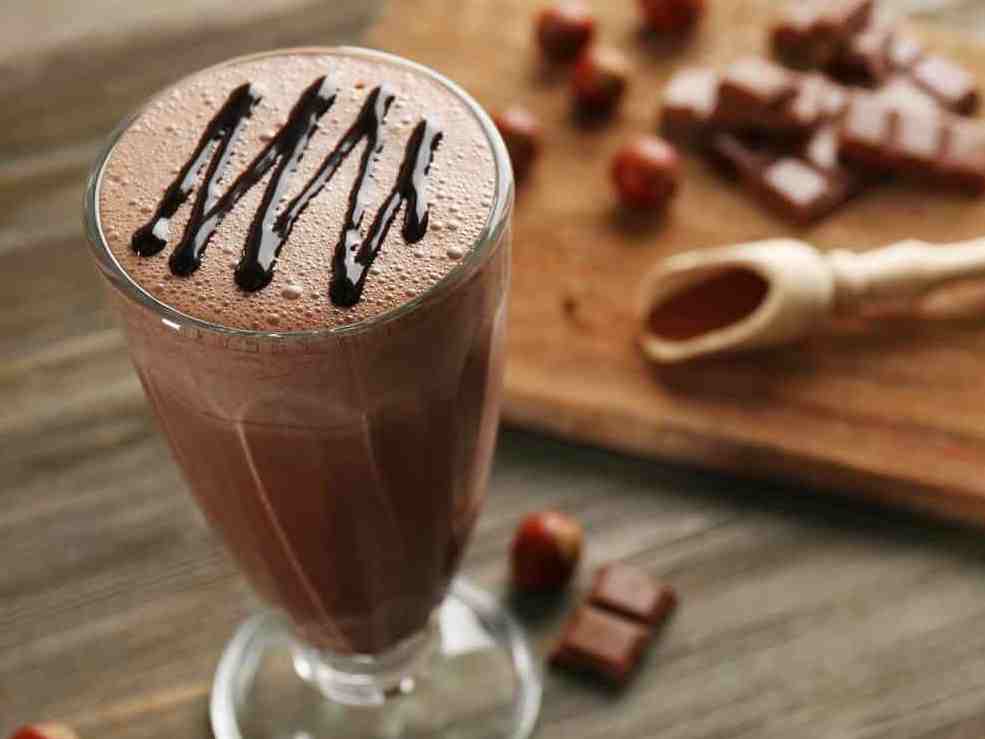 شیک شکلات و موز