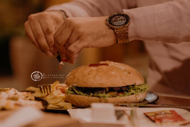 کلاسیک برگر