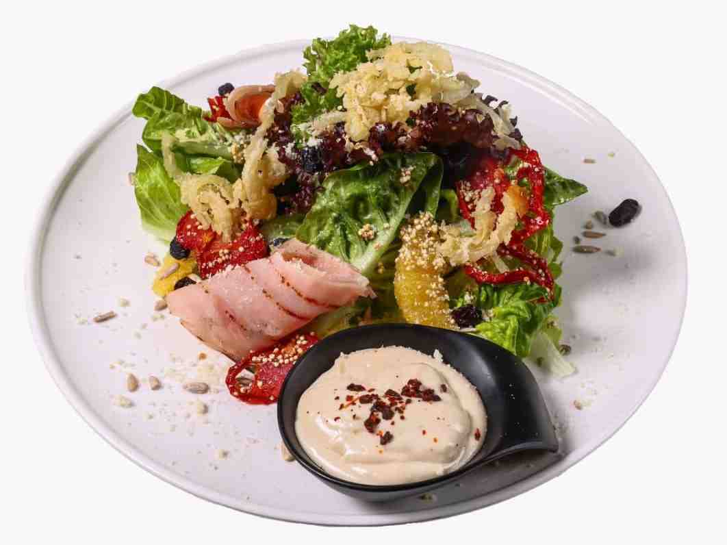 سالاد چیکن اسموک