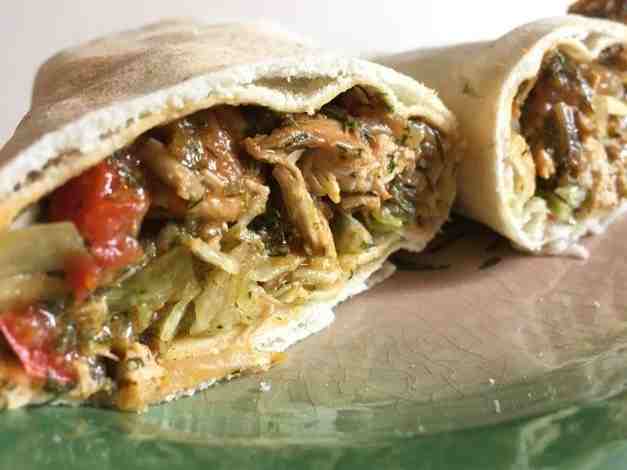 ساندویچ چاپاتا مرغ و شوید