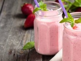 کیت کت توت فرنگی kit kat strawberry
