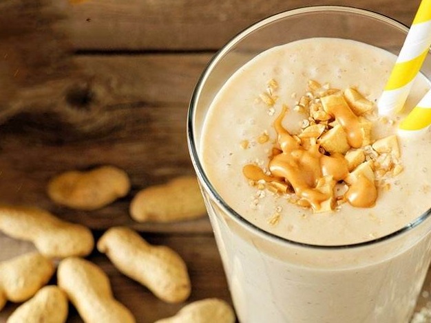 شکلات و بادام زمینی chocolate and peanut