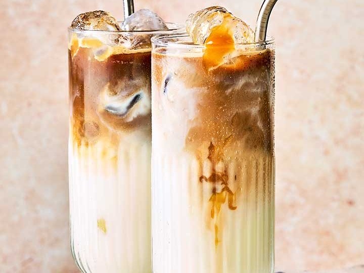 آیس کارامل ماکیاتو iced caramel macchiato