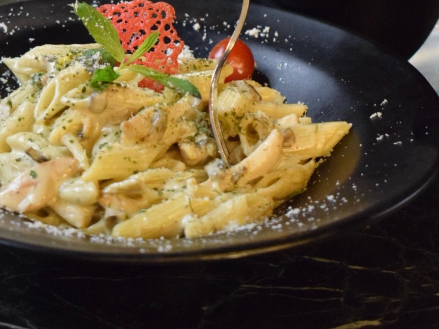 چیکن آلفردو chicken alfredo