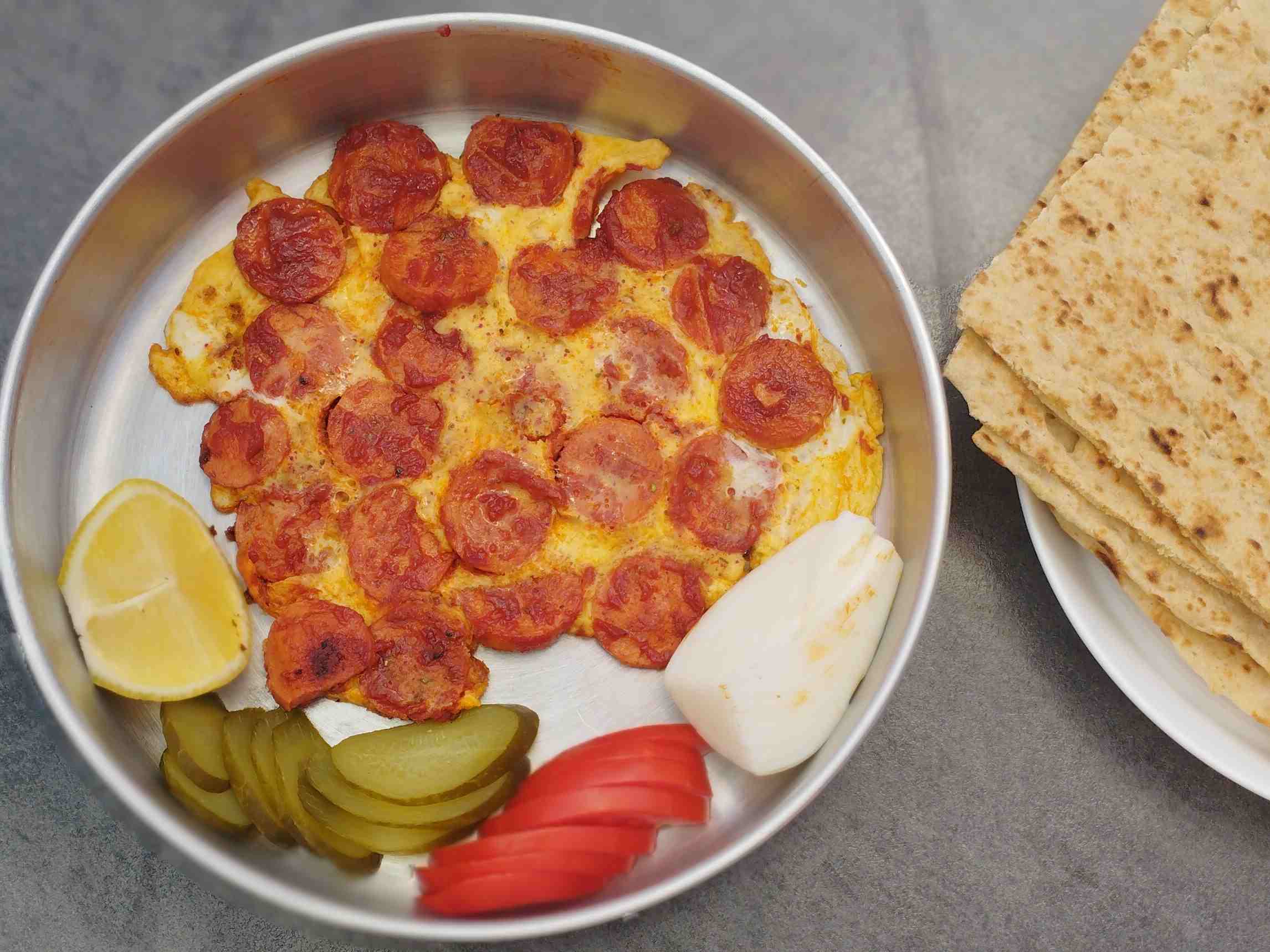 سوسیس تخم مرغ یکنفره