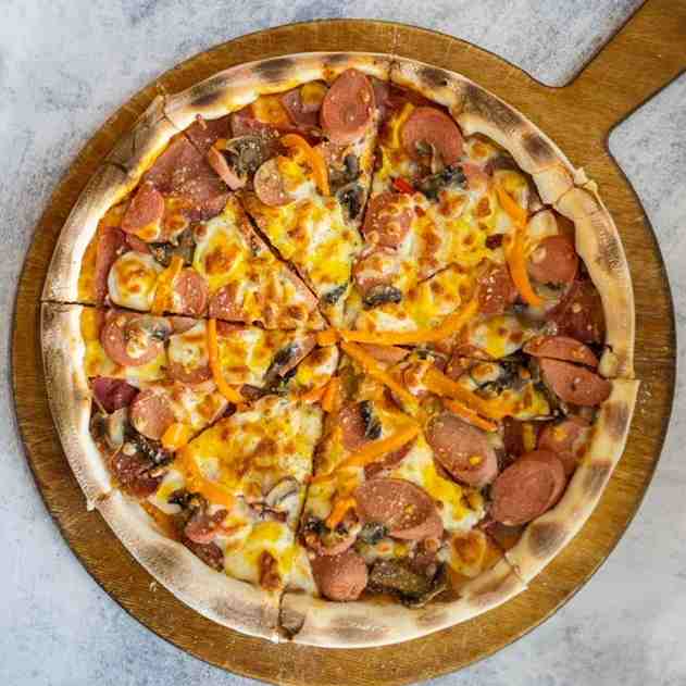 پیتزا نوستالژی (Nostalgia Pizza)