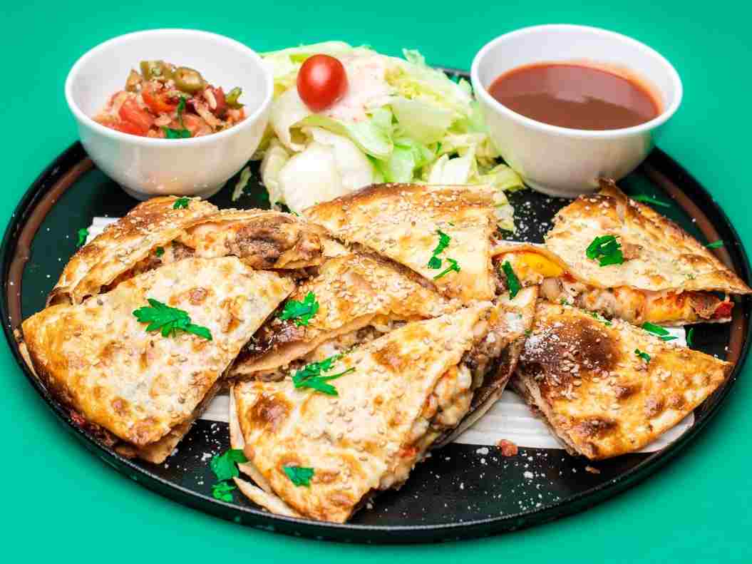 پیتزا تاکو