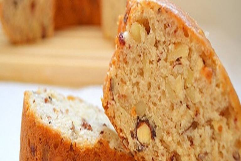 کیک هویچ گردو سس مخصوص